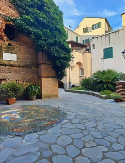 PIAZZETTA POGGI ESTATE